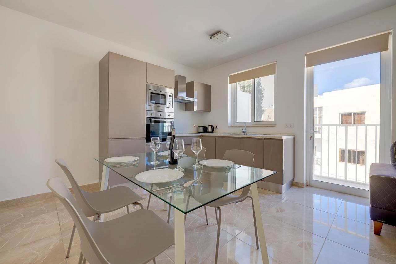 Modern 2Br Apartment In Central St Julian'S San Giuliano Esterno foto